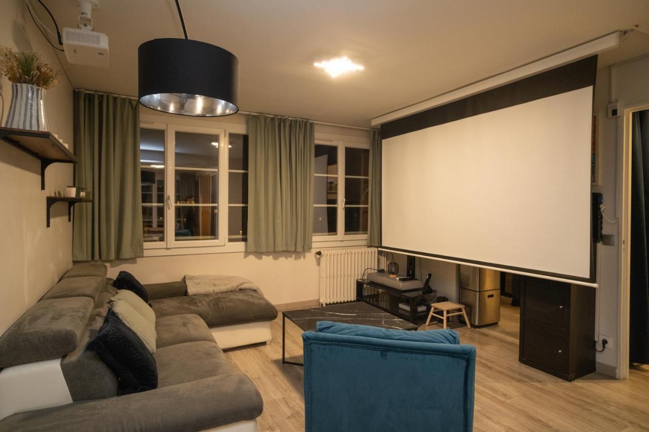 Joli T2 Proche Du Metro Avec Vue Tour Eiffel Apartamento Issy-les-Moulineaux Exterior foto