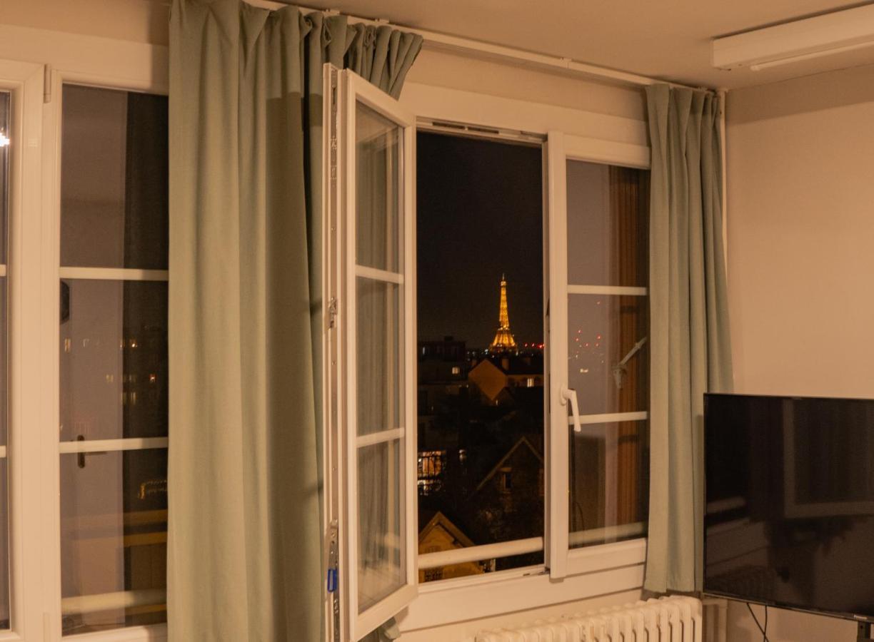 Joli T2 Proche Du Metro Avec Vue Tour Eiffel Apartamento Issy-les-Moulineaux Exterior foto